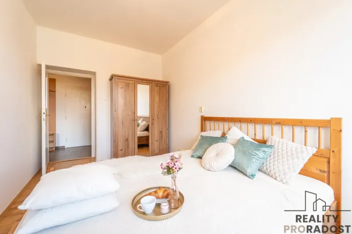 Prodej bytu 2+kk, Praha - Staré Město, Kozí, 45 m2