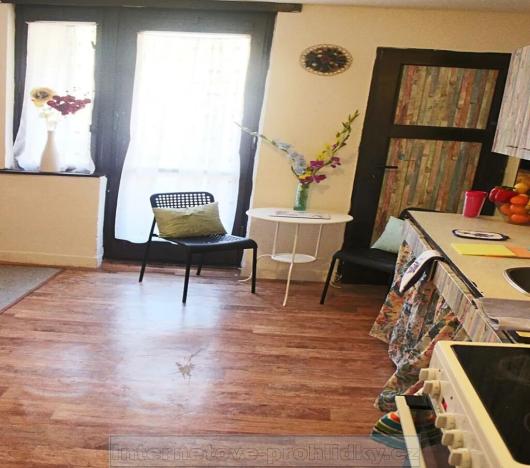 Pronájem pokoje, Praha - Horní Počernice, Běluňská, 12 m2