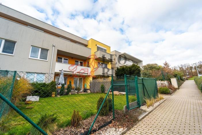 Prodej bytu 3+kk, Praha - Dubeč, Pod Horkami, 74 m2