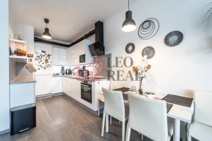 Prodej bytu 3+kk, Praha - Dubeč, Pod Horkami, 74 m2