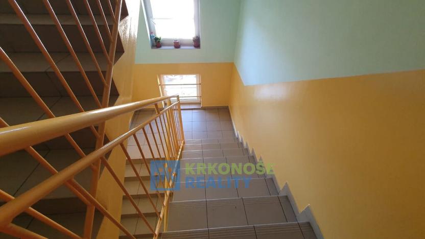 Prodej bytu 2+kk, Úpice, Národní, 43 m2