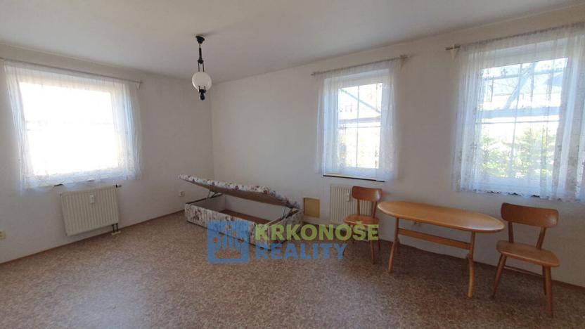 Prodej bytu 2+kk, Úpice, Národní, 43 m2