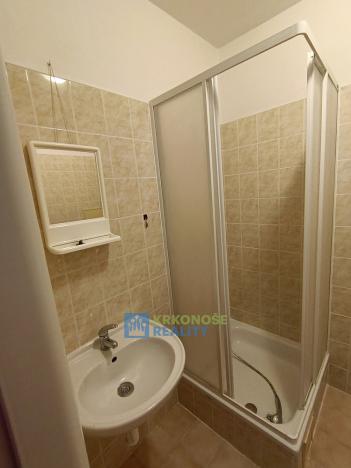 Prodej bytu 2+kk, Úpice, Národní, 43 m2