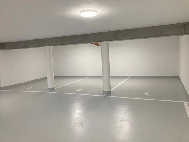 Pronájem garážového stání, Praha - Žižkov, Na rovnosti, 15 m2