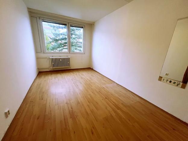 Prodej bytu 3+1, Praha - Prosek, Bohušovická, 55 m2