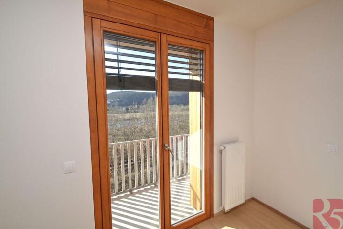 Pronájem bytu 2+kk, Praha - Modřany, Vrátnická, 63 m2