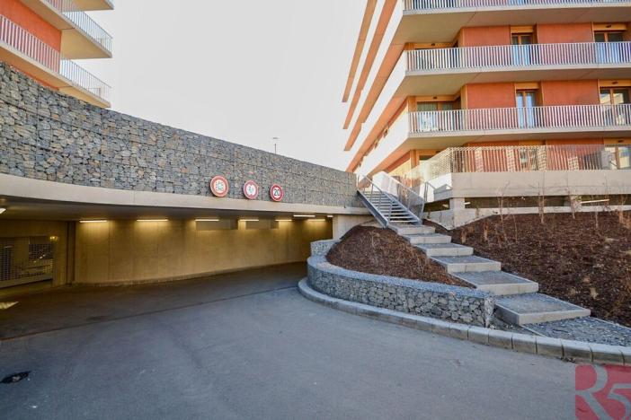 Pronájem bytu 2+kk, Praha - Modřany, Vrátnická, 63 m2