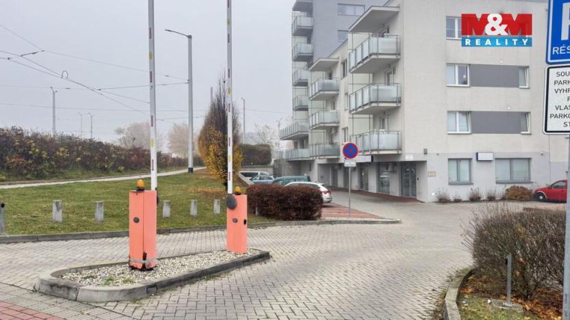 Prodej garážového stání, Olomouc, tř. Míru, 13 m2