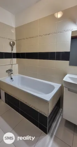 Pronájem bytu 2+kk, Ostrava - Poruba, Jilemnického náměstí, 57 m2