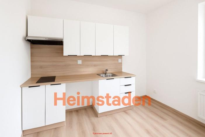 Pronájem bytu 1+kk, Havířov - Město, Hlavní třída, 25 m2