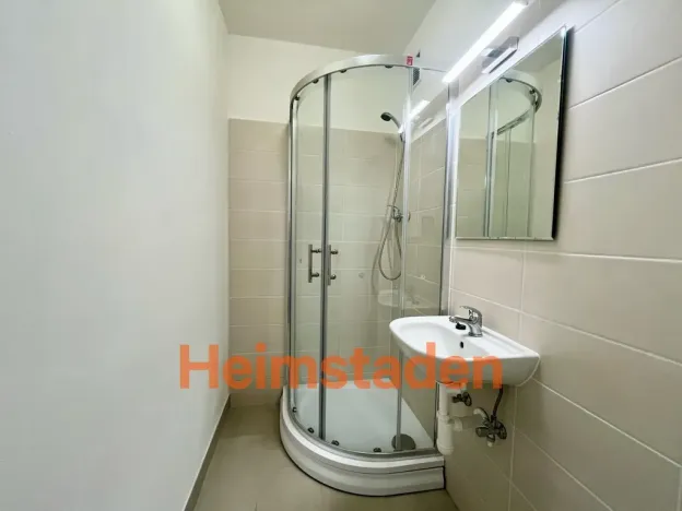 Pronájem bytu 1+kk, Frýdek-Místek - Místek, Československé armády, 27 m2