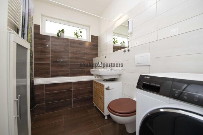 Prodej bytu 2+kk, Horoměřice, T. G. Masaryka, 53 m2