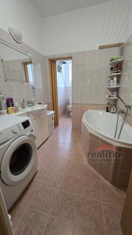 Prodej bytu 2+1, Opava - Předměstí, Nákladní, 77 m2