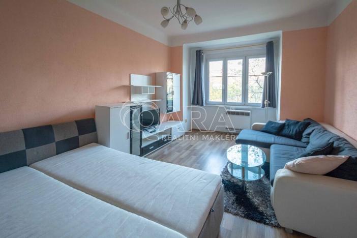 Pronájem bytu 2+kk, Praha - Libeň, U libeňského pivovaru, 49 m2