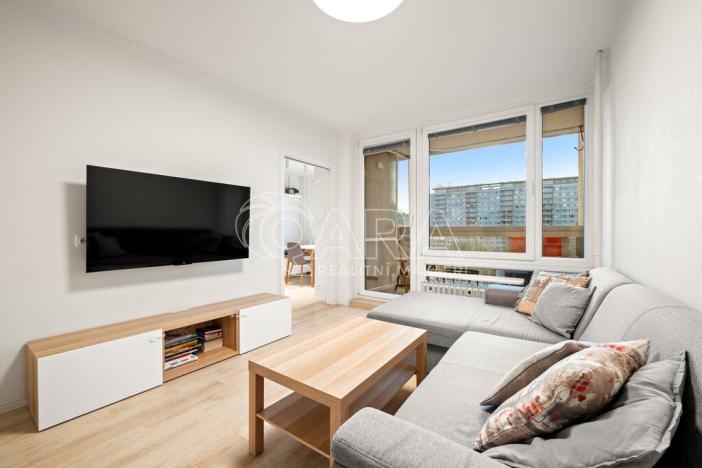 Pronájem bytu 3+1, Praha - Kobylisy, Střekovská, 64 m2