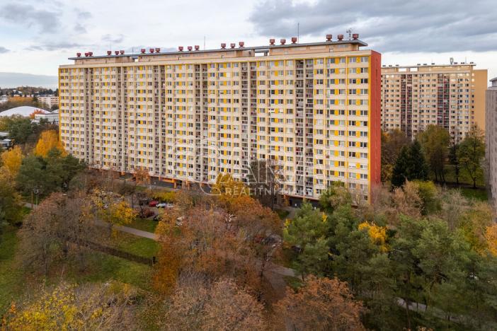 Pronájem bytu 3+1, Praha - Kobylisy, Střekovská, 64 m2