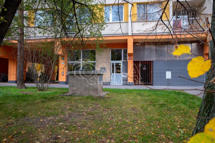 Pronájem bytu 3+1, Praha - Kobylisy, Střekovská, 64 m2