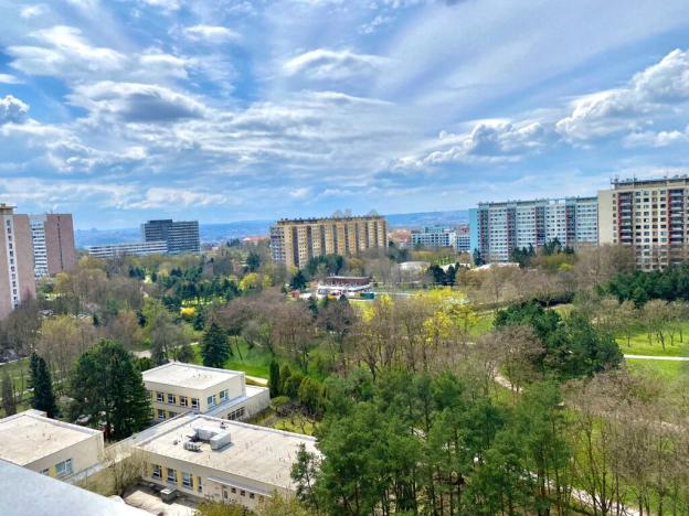 Pronájem bytu 2+kk, Praha - Kobylisy, Bojasova, 46 m2