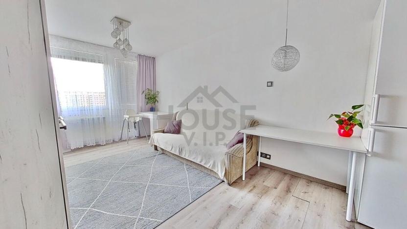 Pronájem bytu 2+kk, Praha - Kobylisy, Bojasova, 46 m2