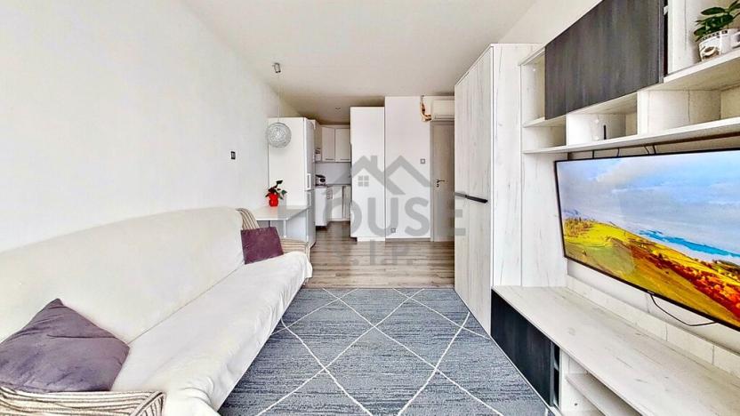 Pronájem bytu 2+kk, Praha - Kobylisy, Bojasova, 46 m2
