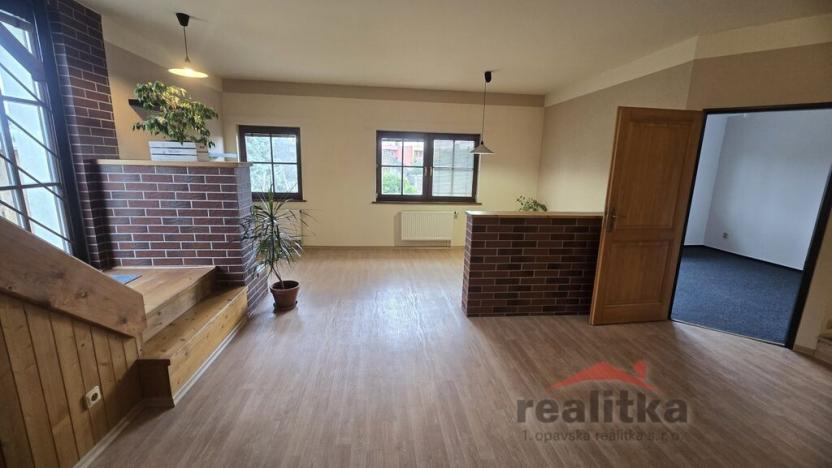 Pronájem bytu 3+kk, Opava, Hořicova, 85 m2