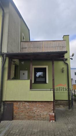 Pronájem bytu 3+kk, Opava, Hořicova, 85 m2