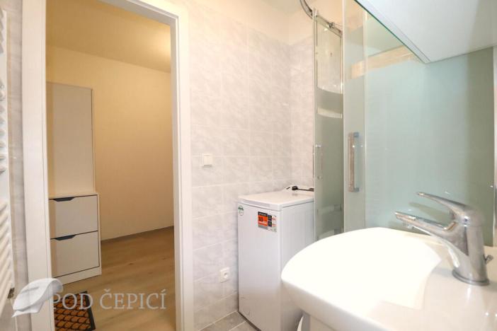 Pronájem bytu 1+kk, Brno - Starý Lískovec, Dunajská, 33 m2