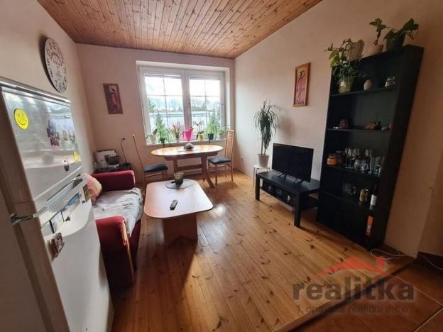 Pronájem bytu 2+kk, Opava, třída Spojenců, 49 m2