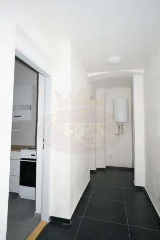 Pronájem bytu 1+1, Jaroměř, Školní