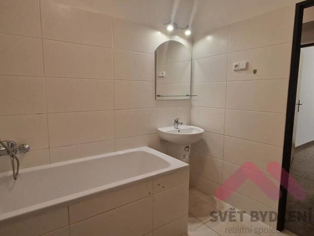 Pronájem bytu 2+1, Praha - Vokovice, Oválová, 76 m2