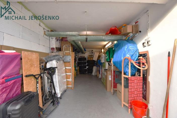 Prodej garáže, Praha, Fryčovická, 16 m2