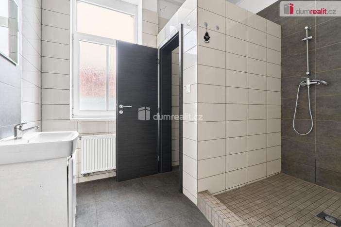 Prodej činžovního domu, Karlovy Vary - Rybáře, Sokolovská, 980 m2