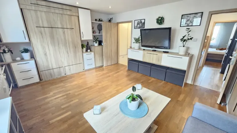 Prodej bytu 2+1, Praha - Záběhlice, Hrusická, 55 m2