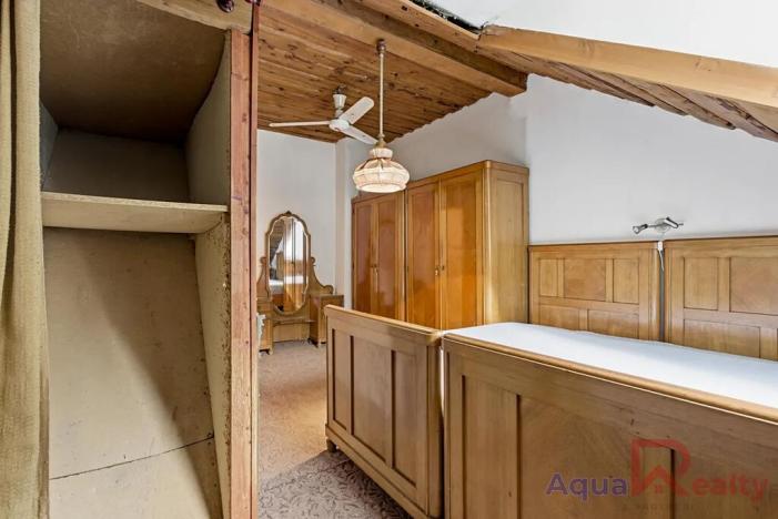 Prodej bytu 4+1, Karlovy Vary, Moskevská, 102 m2