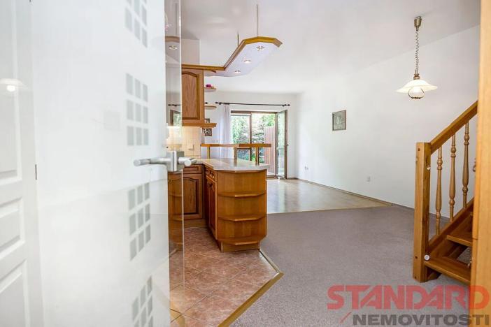 Pronájem rodinného domu, Plzeň, Jeřabinová, 162 m2