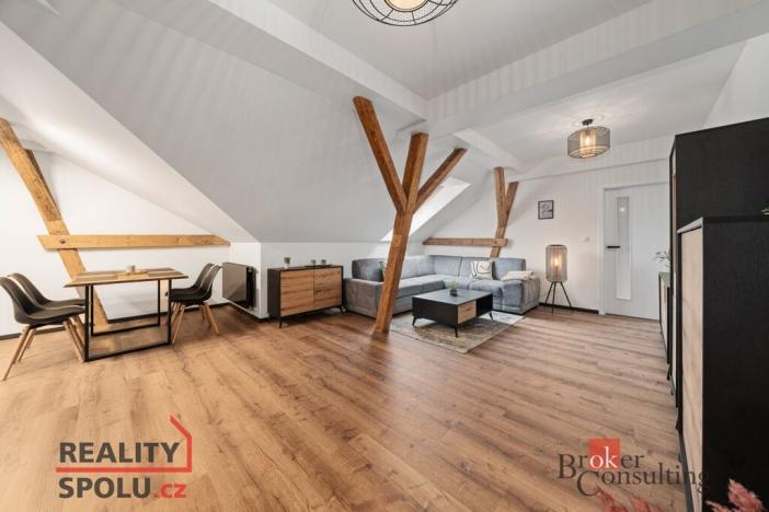 Pronájem bytu 3+kk, Jičín - Holínské Předměstí, Kollárova, 105 m2