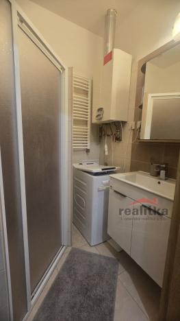 Pronájem bytu 2+kk, Opava, Pekařská, 47 m2