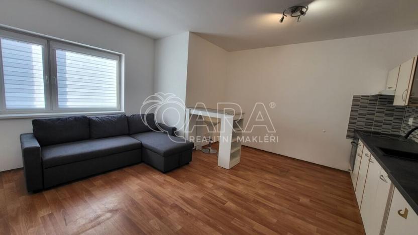 Prodej bytu 1+kk, Milovice - Mladá, Armádní, 29 m2