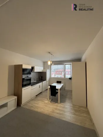 Pronájem bytu 2+kk, Sokolov, Křížová, 40 m2