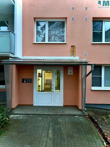 Pronájem bytu 1+1, Třebíč, Obránců míru, 38 m2