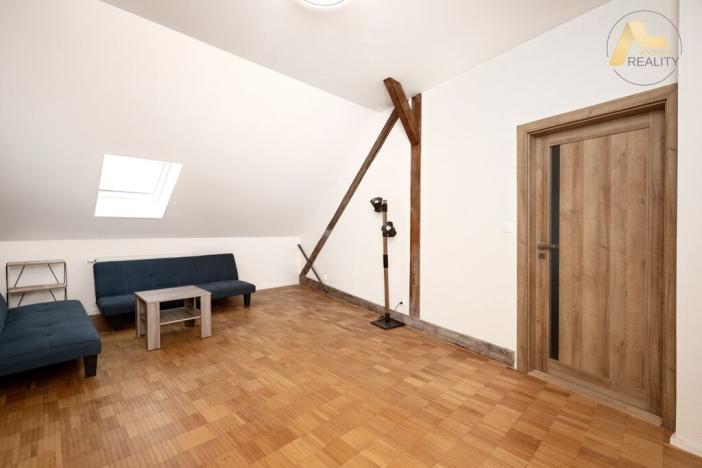 Pronájem bytu 3+kk, Písek, Husovo nám., 70 m2