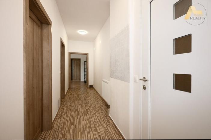 Pronájem bytu 3+kk, Písek, Husovo nám., 70 m2