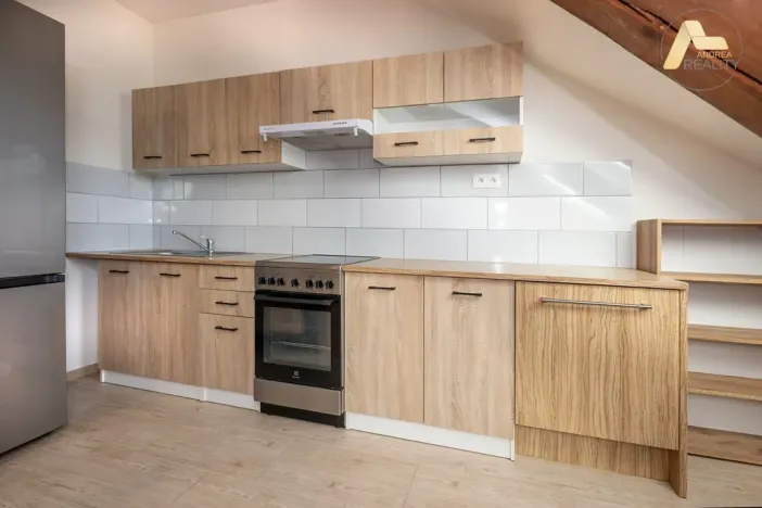 Pronájem bytu 3+kk, Písek, Husovo nám., 70 m2