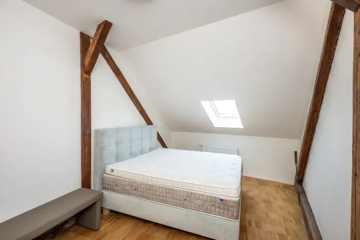 Pronájem bytu 3+kk, Písek, Husovo nám., 70 m2