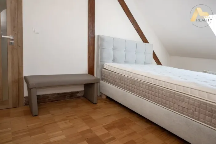 Pronájem bytu 3+kk, Písek, Husovo nám., 70 m2