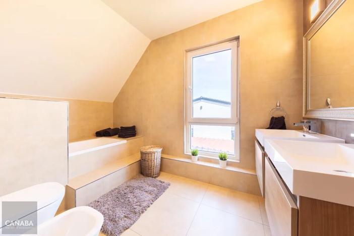 Prodej rodinného domu, Hradec Králové, 132 m2