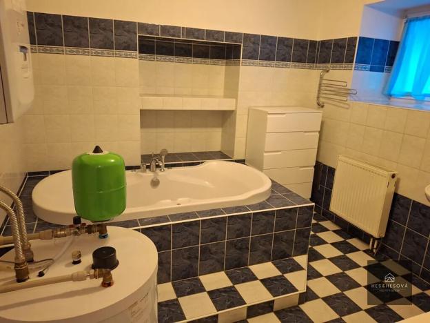 Prodej rodinného domu, Vysoký Újezd, Tyršova náves, 220 m2