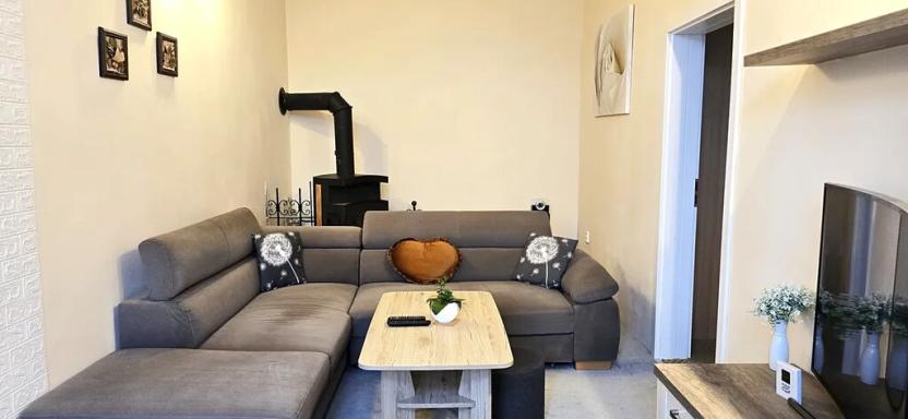 Prodej bytu 3+1, Zákolany, 82 m2