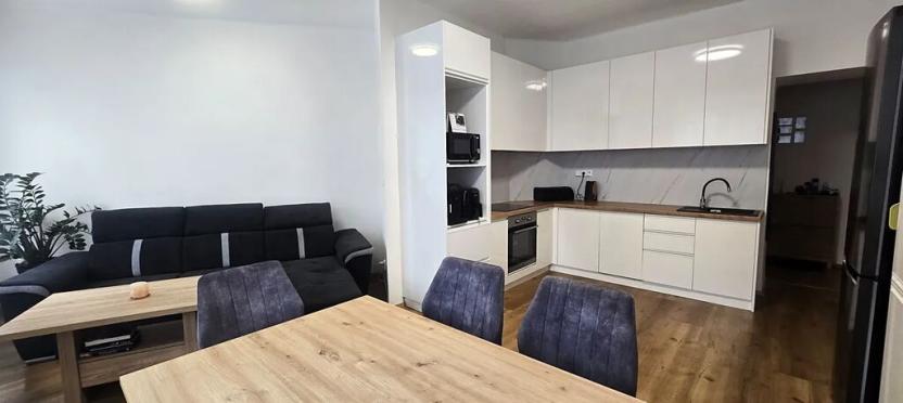 Prodej bytu 3+kk, Slaný, Stehlíkova, 74 m2