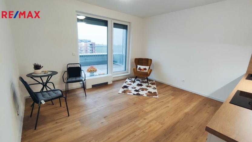 Pronájem bytu 2+kk, Olomouc - Řepčín, Aloise Rašína, 8221 m2